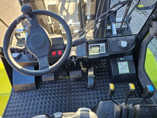 Diesel Forklift SAGO C80D - Container-Indoor-Stapler