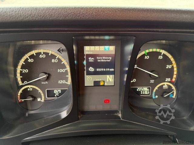 Three-sided tipper truck MERCEDES-BENZ Arocs 3243 8x4 Kipper Schwarzmuller Bordmatik