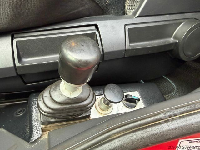 Three-sided tipper truck MERCEDES-BENZ Arocs 3243 8x4 Kipper Schwarzmuller Bordmatik