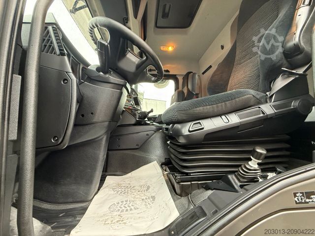 Three-sided tipper truck MERCEDES-BENZ Arocs 2646 6x4 Kipper MEILLER Bordmatik