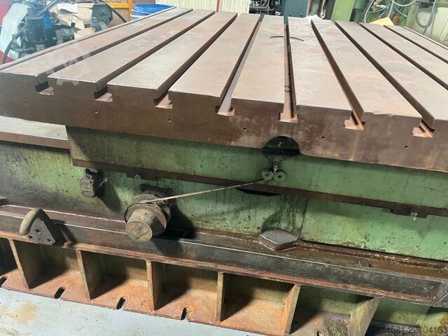 Boring mill table Scharmann 