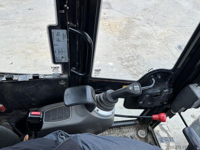 Mini-Bagger JCB 48Z-1
