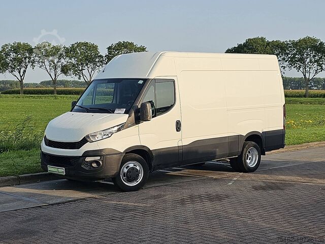 High-roof van IVECO DAILY 35C15 L2H2 Dubbellucht!
