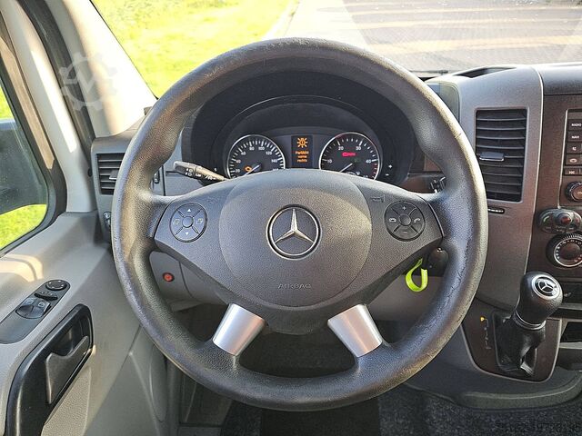 Koffer MERCEDES-BENZ SPRINTER 316 Bakwagen Deuren!