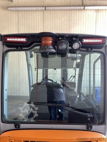 Electric 3-wheel forklift Still RX20-16C