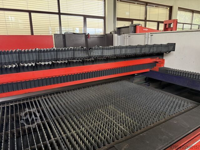 Laser cutting machine BYSTRONIC BYSTAR 3015