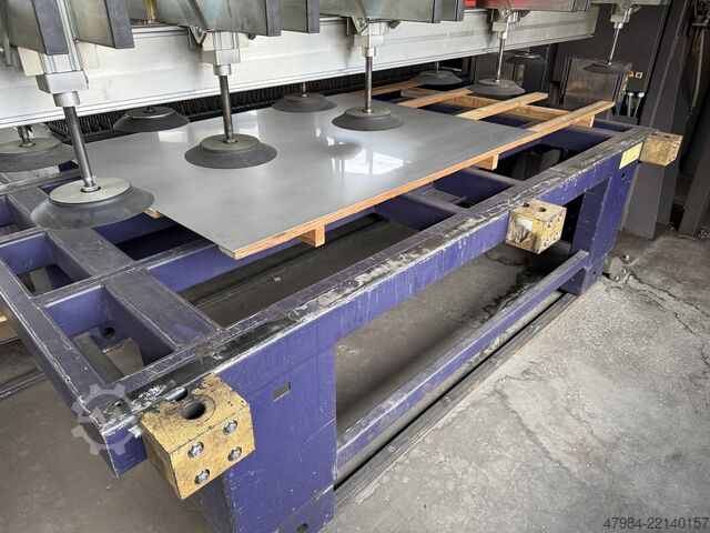 Laser cutting machine BYSTRONIC BYSTAR 3015