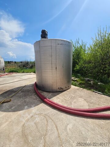 Stainless steel tank with agitator, 20,000 L INOX TANK SA MJESALICOM 20.000L 