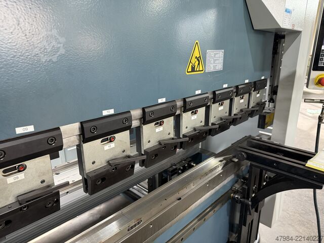 Press brake DURMAZLAR AD-R 30175