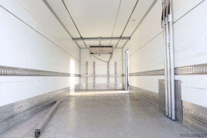 Refrigerated/freezer transport Volvo FE 280 4x2 Carrier Supra 1250 Koel/ Vries+ BAR ...