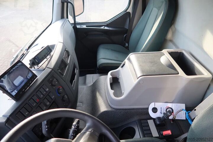 Refrigerated/freezer transport Volvo FE 280 4x2 Carrier Supra 1250 Koel/ Vries+ BAR ...