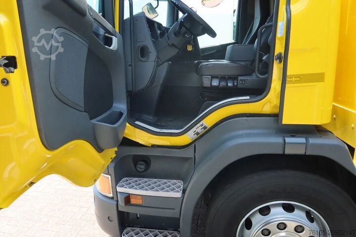 Box body Scania P250 4x2 Bakwagen+Klep E6 Dhollandia 1500 kg