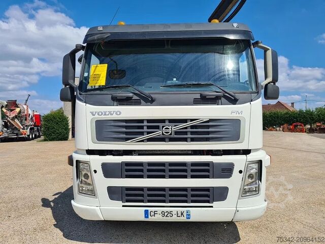 Crane truck Volvo FM 400