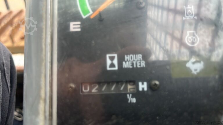 Tracked Skid Steer Takeuchi TL130 with forks and loader bucket