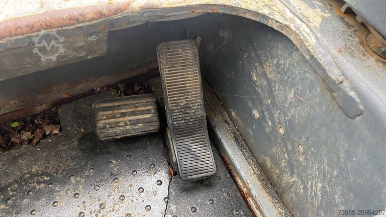 Tracked Skid Steer Takeuchi TL130 with forks and loader bucket