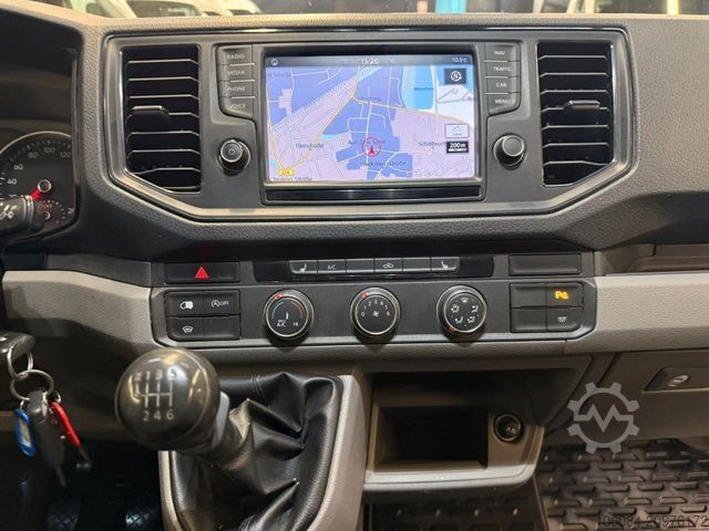 High top van VOLKSWAGEN Crafter Kasten L2-H2 Klima Tempomat R-CAM AHK