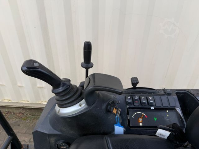 Mini excavator JCB 16C-1 /2022 BJ/ 991 H / verbr. Laufwerk/2xLöffel