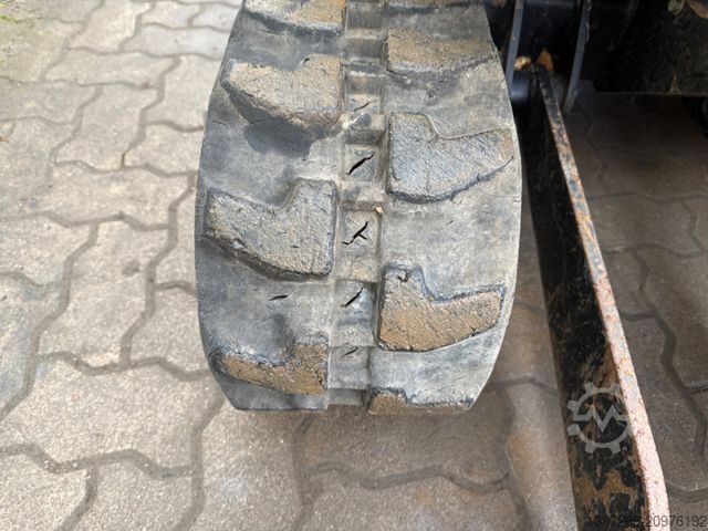 Mini excavator JCB 16C-1 /2022 BJ/ 779 H / verbr. Laufwerk/2xLöffel