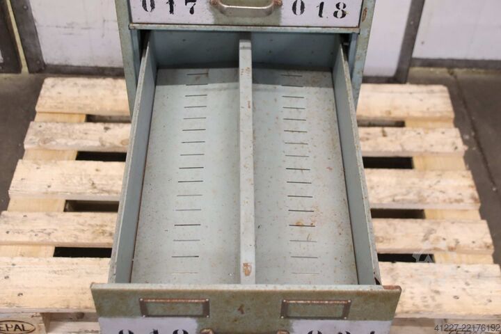 Tool cabinet, drawer cabinet unbekannt 420/625/H1350 mm