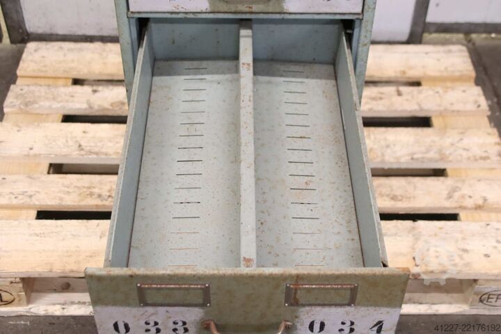 Tool cabinet, drawer cabinet unbekannt 420/625/H1350 mm