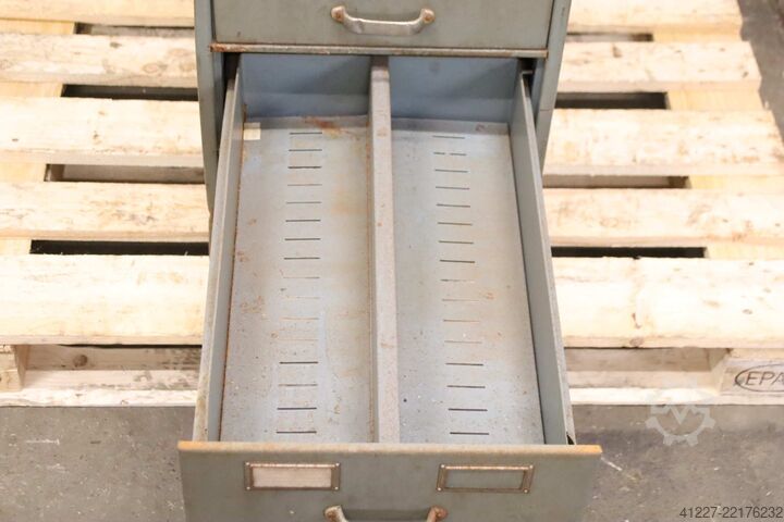 Tool cabinet, drawer cabinet unbekannt 420/625/H1350 mm