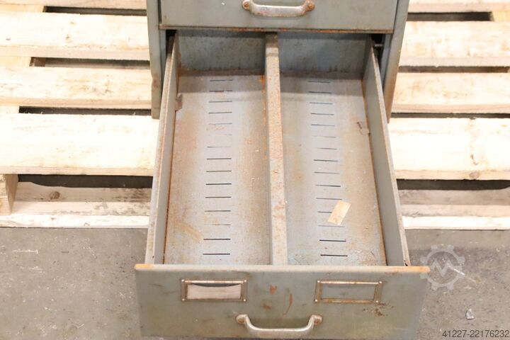 Tool cabinet, drawer cabinet unbekannt 420/625/H1350 mm
