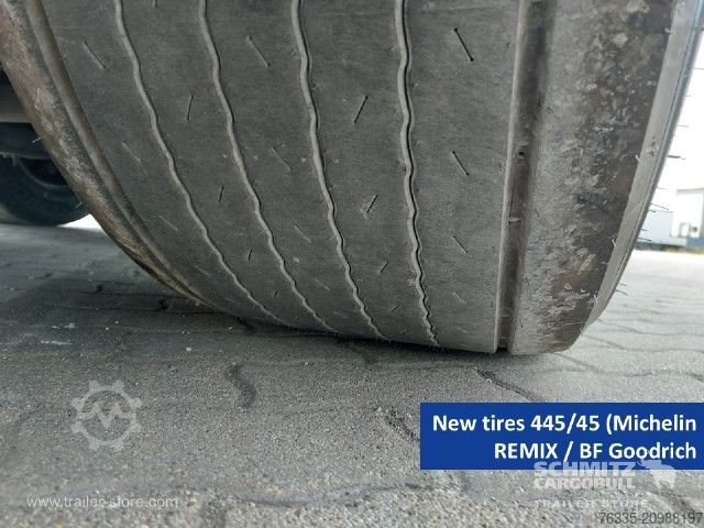 Open semitrailer with tarp Schmitz Cargobull Curtainsider Mega