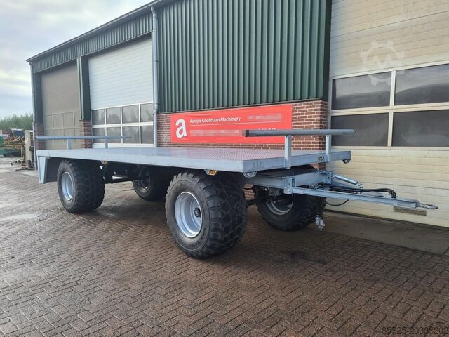 Bale trailer  Balenwagen verzinkt