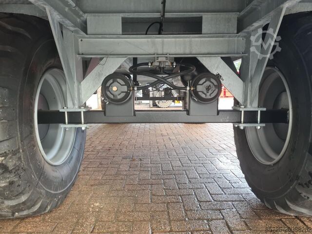 Bale trailer  Balenwagen verzinkt