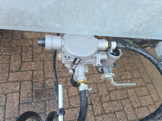 Bale trailer  Balenwagen verzinkt