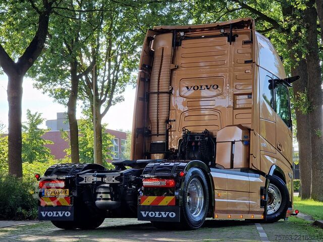 Standard-SZM Volvo FH 13.500 Aero Globetrotter XL 4x2 - New - Full...