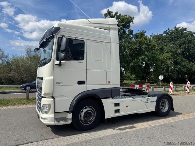 Standard-SZM DAF XF 450 Spacecab  Smart tacho