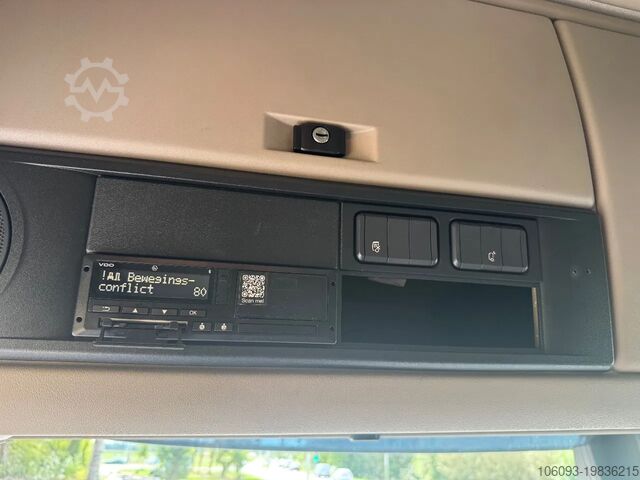 Standard-SZM DAF XF 450 Spacecab  Smart tacho