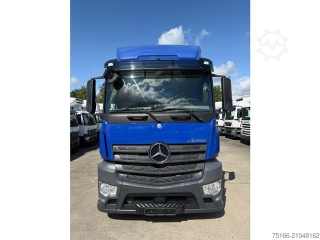 Flatbed truck MERCEDES-BENZ ANTOS 1836 L Pritsche/Plane 7,20 m*SCHIEBE