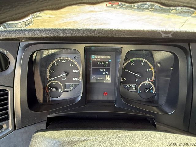 Flatbed truck MERCEDES-BENZ ANTOS 1836 L Pritsche/Plane 7,20 m*SCHIEBE