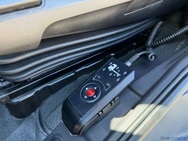 LKW mit Pritsche & Plane MERCEDES-BENZ ANTOS 1836 L Pritsche/Plane 7,20 m*SCHIEBE