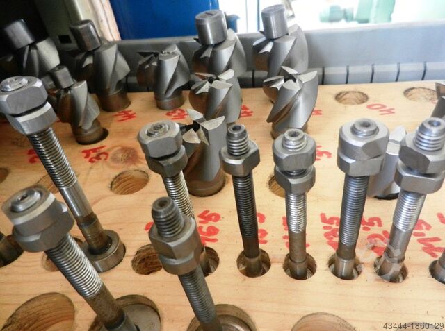 Twist drills and step drills