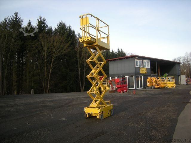 Arbeitsbühne GENIE GS 1330, Genie mit neuen Batterien, 5,9 m