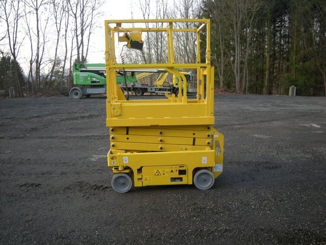 Arbeitsbühne GENIE GS 1330, Genie mit neuen Batterien, 5,9 m