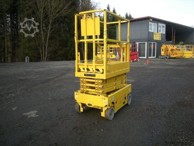 Arbeitsbühne GENIE GS 1330, Genie mit neuen Batterien, 5,9 m