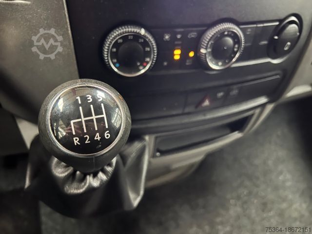 Box van VOLKSWAGEN Crafter 2.0 Tdi Polyester Koffer California 3,5t