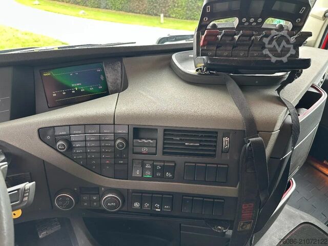 Standard tractor Volvo FH 500 !TRACTOR!!!CRANE/GRUE/HIAB 85TM!!TOP!EURO6