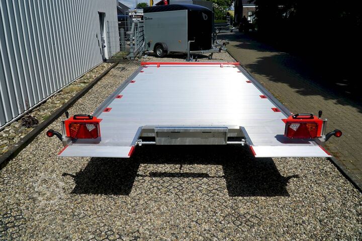 Autotransporter Vezeko IMOLA 30.43 RACE MASTER | HANDSEILWINDE 502X209CM 3000KG AUTOTRAILER