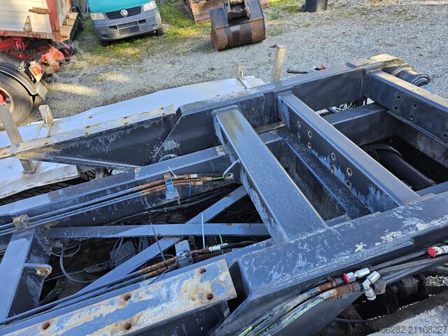 LKW-Fahrgestell MAN TGS 35.440 8X4-4BL Lift+Lenk Manual PTO