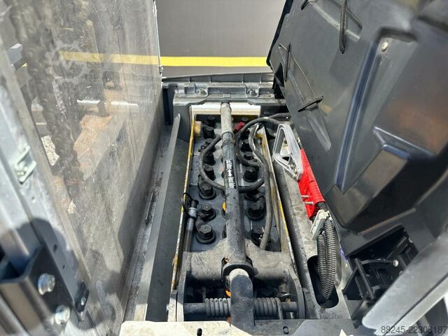 VS-22803 Electric stacker Still 5,016 mm STILL EXVSF14
