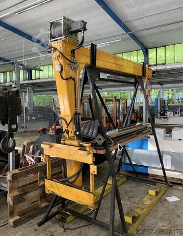 Compact forklift with crane frame Paus PGS 9