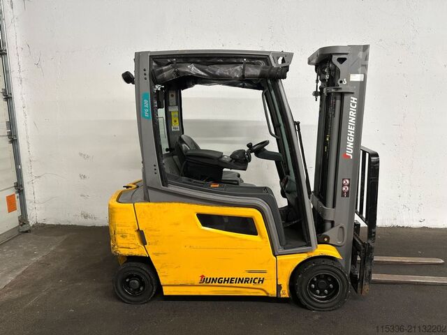 Elektro 4 Rad-Stapler Jungheinrich EFG 320 - TRIPLEX 4,4 m