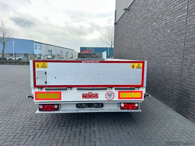 Semi low-loader NOYENS 2 ASSER SEMIE HYDRAULISCH GESTUURD