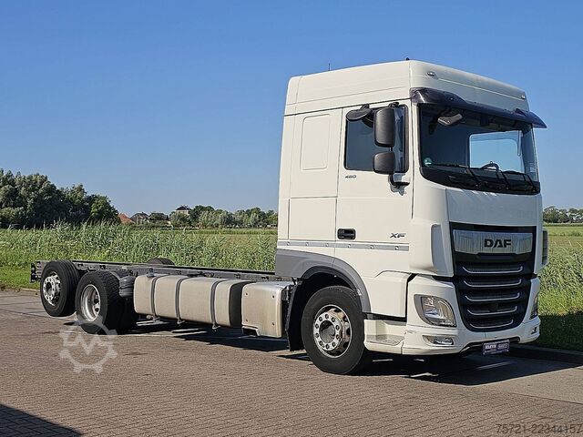 Chassis with cab DAF XF 480 6x2*4