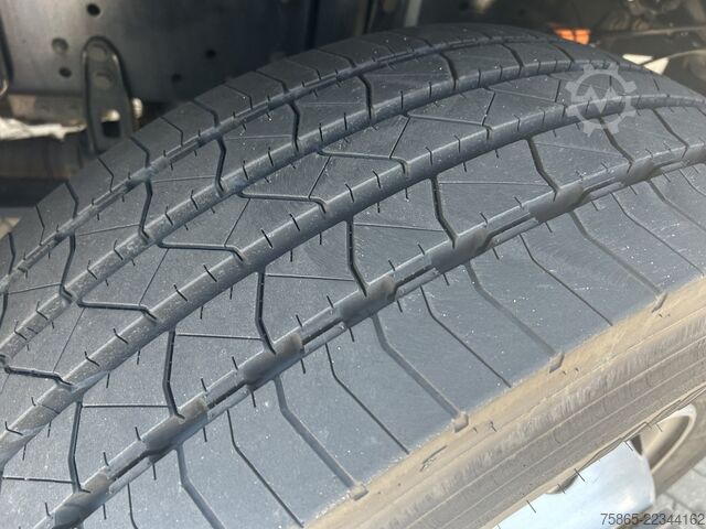 Standard tractor Man TGX 18.470 GX / 264 dkm / Retarder / 2 Tanks / ...